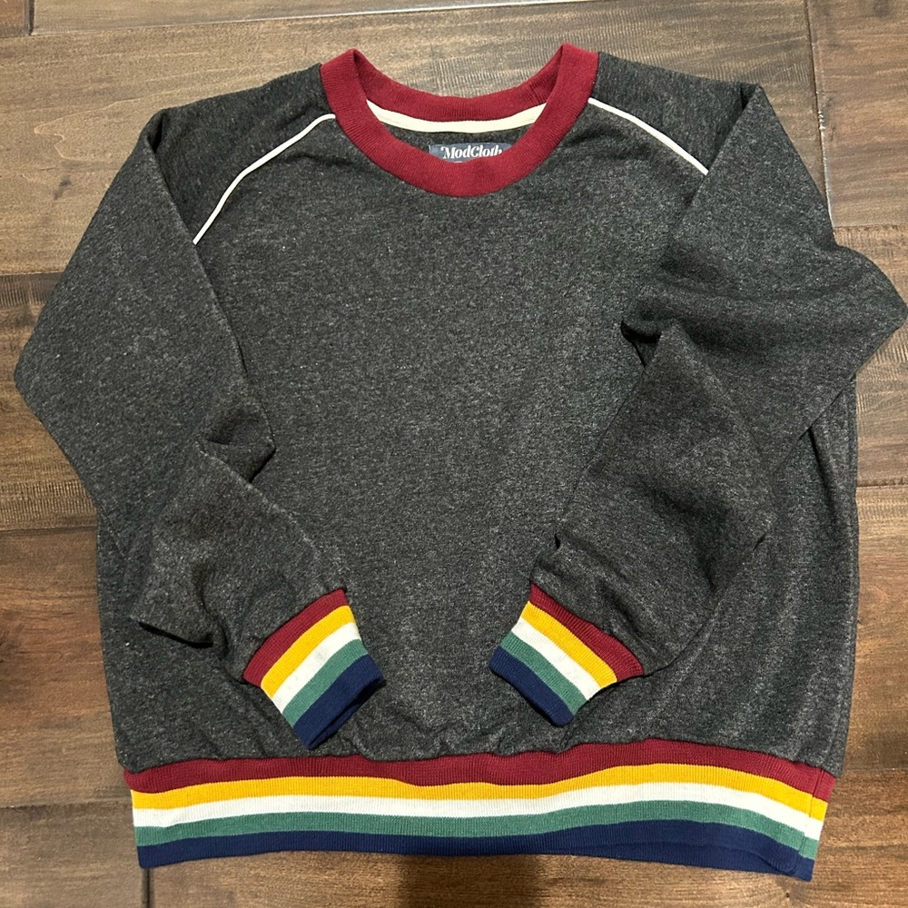 ModCloth x Camp Collection Charcoal Heather Sweatshirt with Rainbow Trim